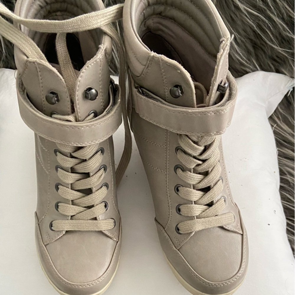 Women's Beige High-Top Sneakers